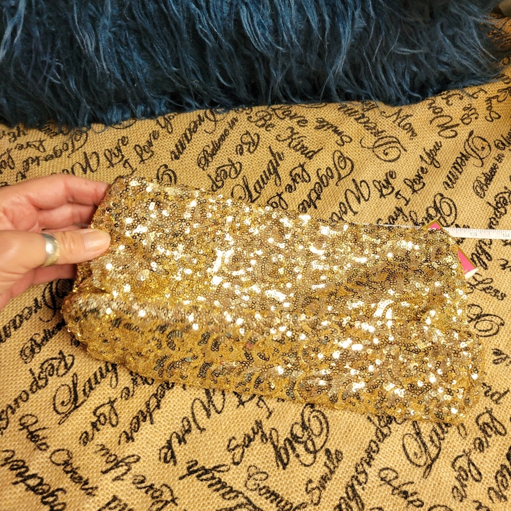 Victoria’s Secret gold sequin cosmetic bag - Picture 5 of 10